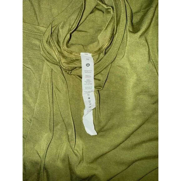 lululemon Green Short Sleeve Back Slit T-Shirt Size 10 - Picture 3 of 3